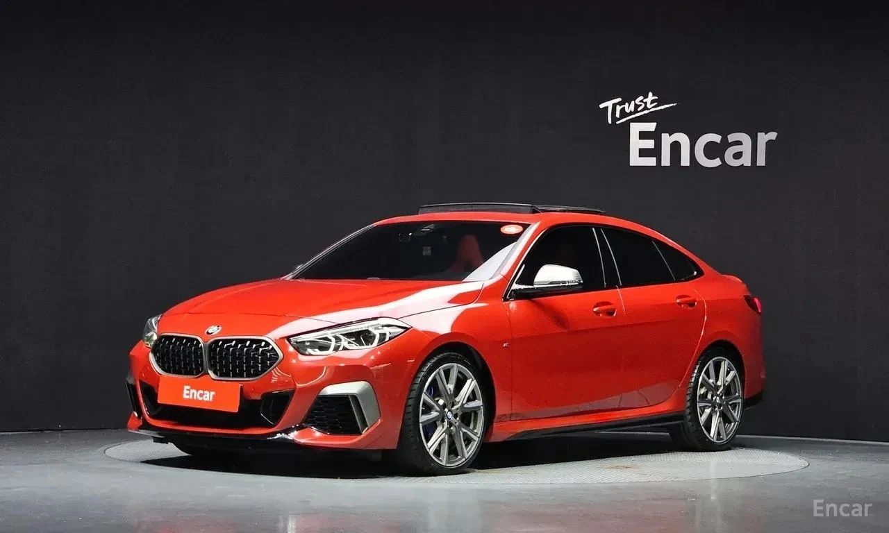 BMW 235