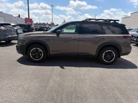 Nissan Pathfinder 4WD * CARFAX * АВТО КРЕДИТ * , снимка 3