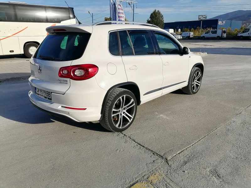 VW Tiguan, снимка 6 - Автомобили и джипове - 49445862