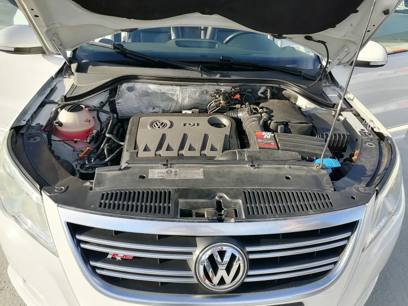 VW Tiguan, снимка 16 - Автомобили и джипове - 49445862