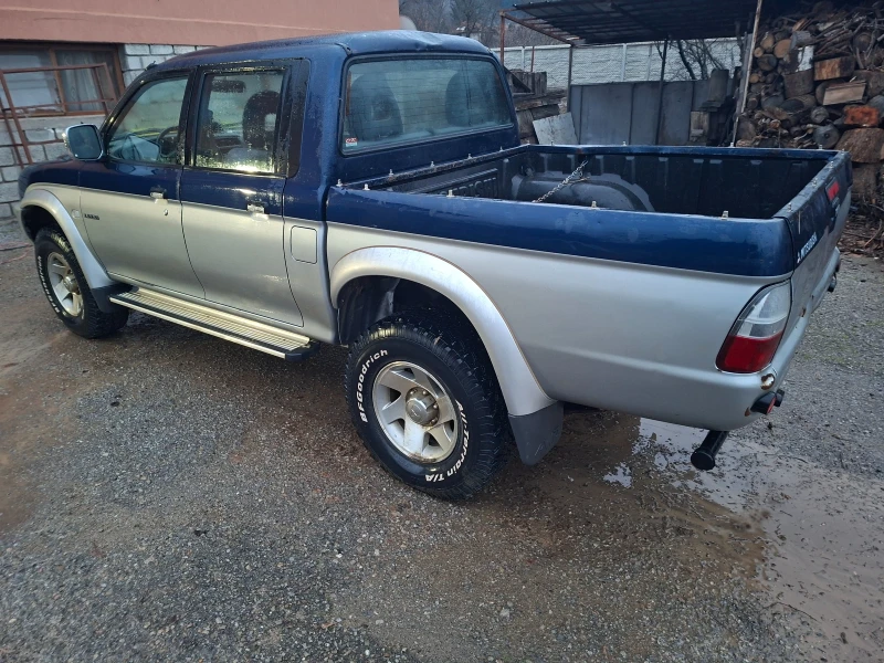 Mitsubishi L200, снимка 4 - Автомобили и джипове - 52681098