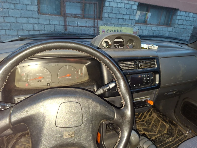 Mitsubishi L200, снимка 6 - Автомобили и джипове - 52681098