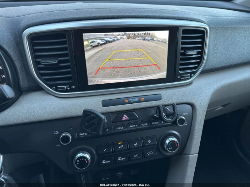Kia Sportage 2.4L I-4 DI, DOHC, VVT, 181HP All Wheel Drive, снимка 6 - Автомобили и джипове - 53342839