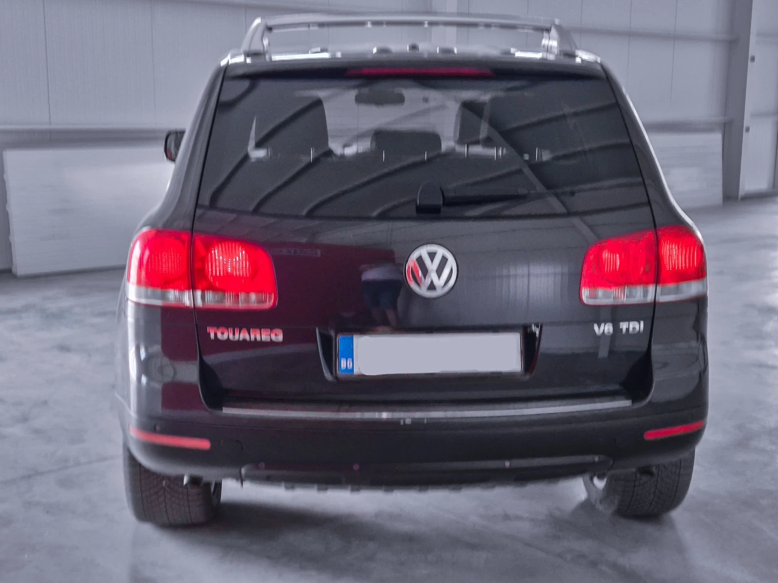 VW Touareg 3.0 TDI / V6 / Автоматик / Въздушно - изображение 8