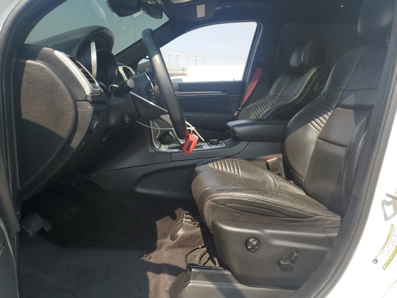 Jeep Grand cherokee TRACKHAWK 707HP* BREMBO* DISTRONIC* HARMAN/KARDON - изображение 7