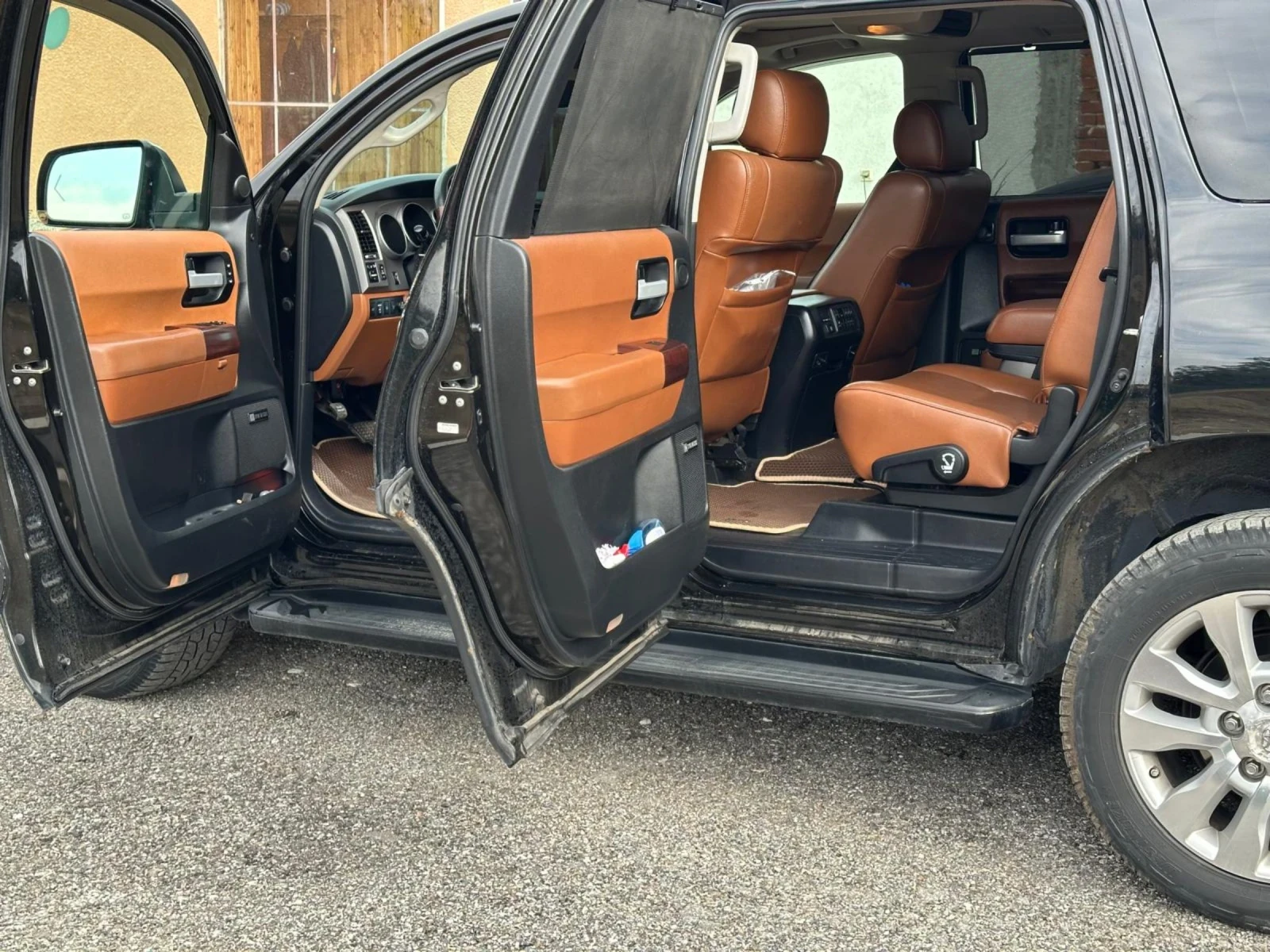 Toyota Sequoia Платиниум - изображение 3