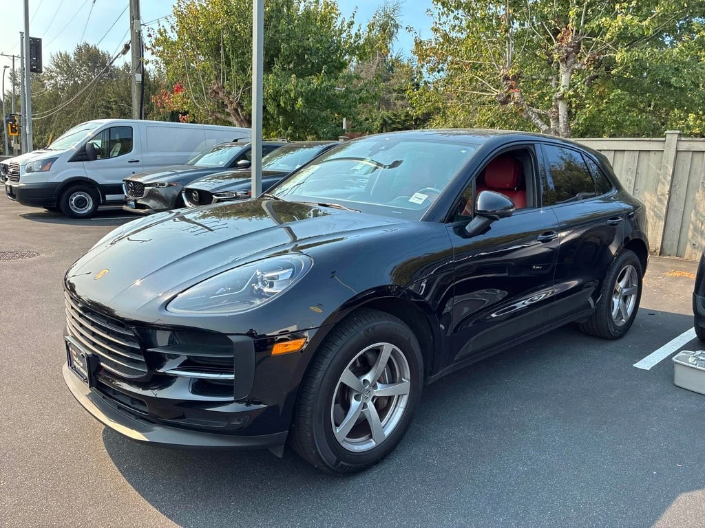 Porsche Macan * AWD * CARFAX * БЕЗ ПЪРВОНАЧАЛНА ВНОСКА - изображение 3