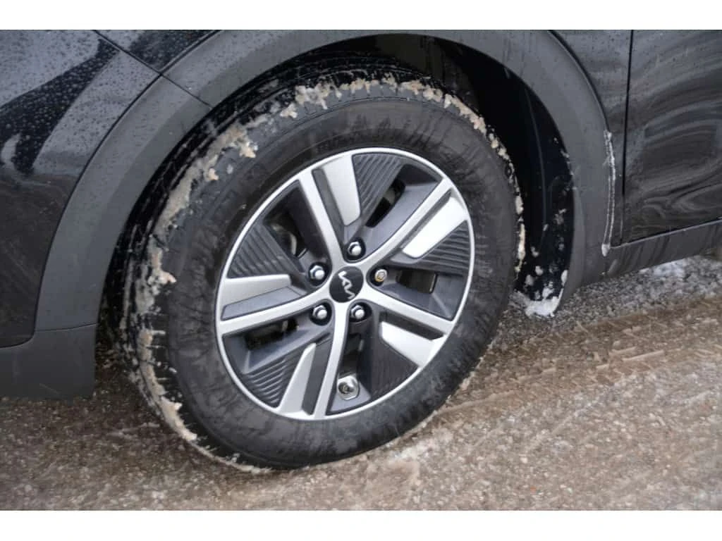 Kia Niro * EX * CARFAX * ЦЕНА ДО БГ, снимка 8 - Автомобили и джипове - 53749528