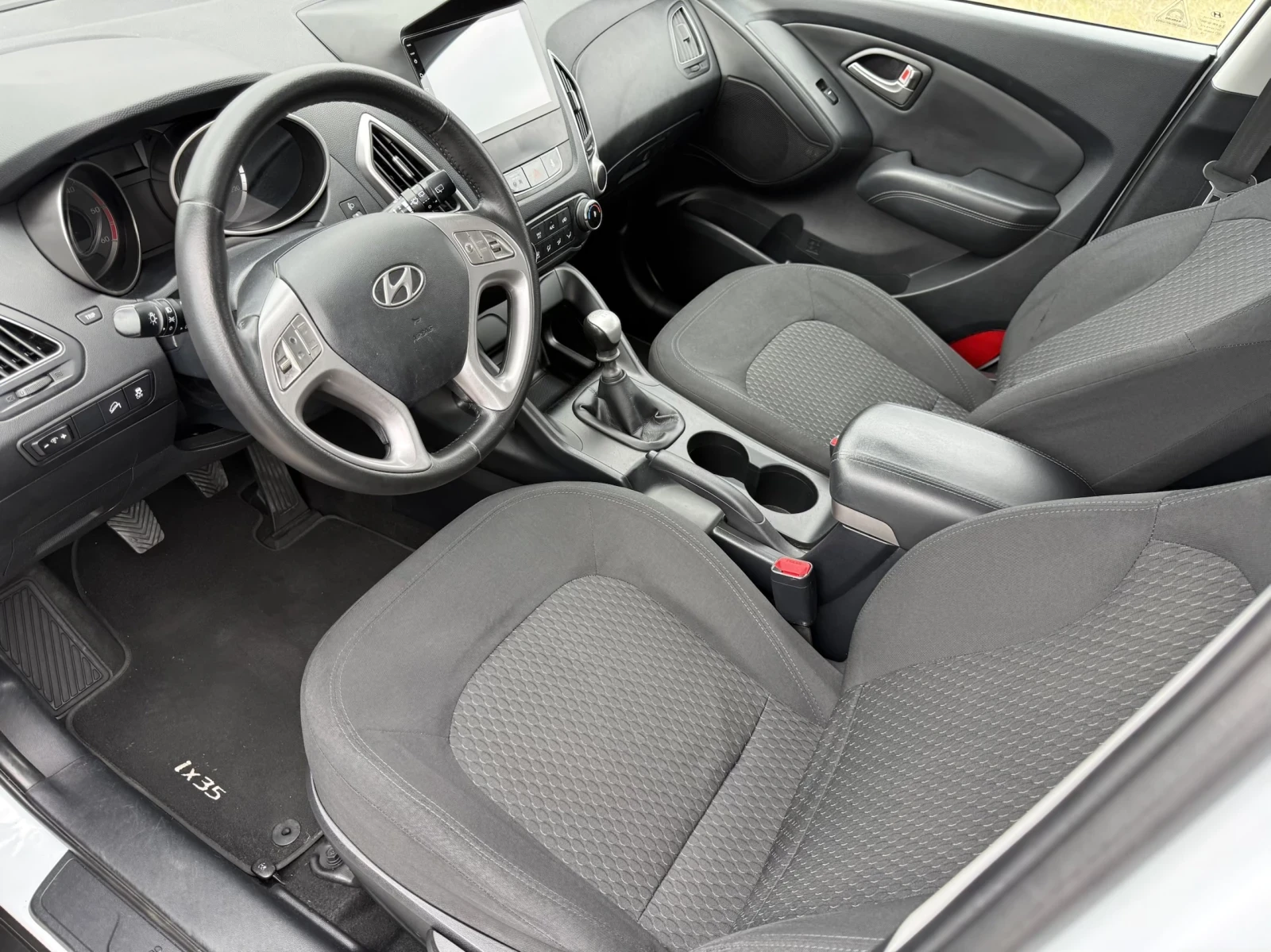Hyundai IX35 2.0 CRDi / NAVI / CAMERA / TEMPOMAT / FULL SERVICE | Mobile.bg � ����������� 10
