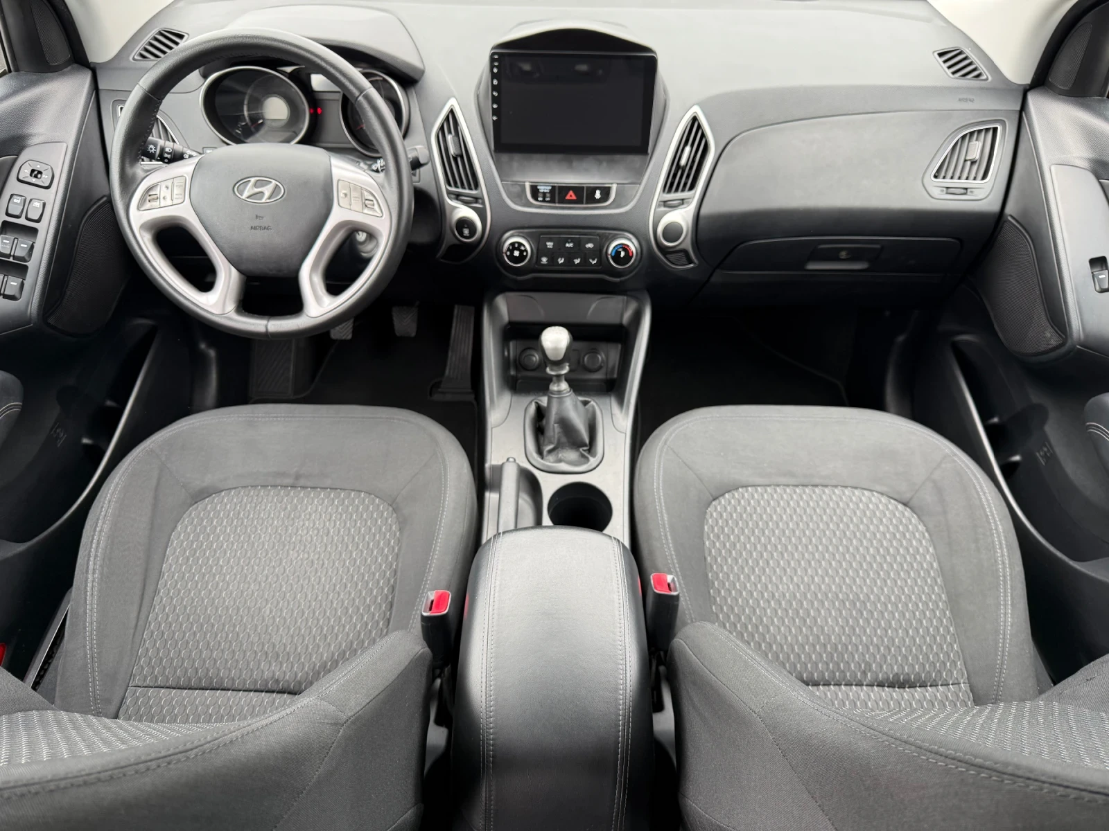 Hyundai IX35 2.0 CRDi / NAVI / CAMERA / TEMPOMAT / FULL SERVICE | Mobile.bg � ����������� 9