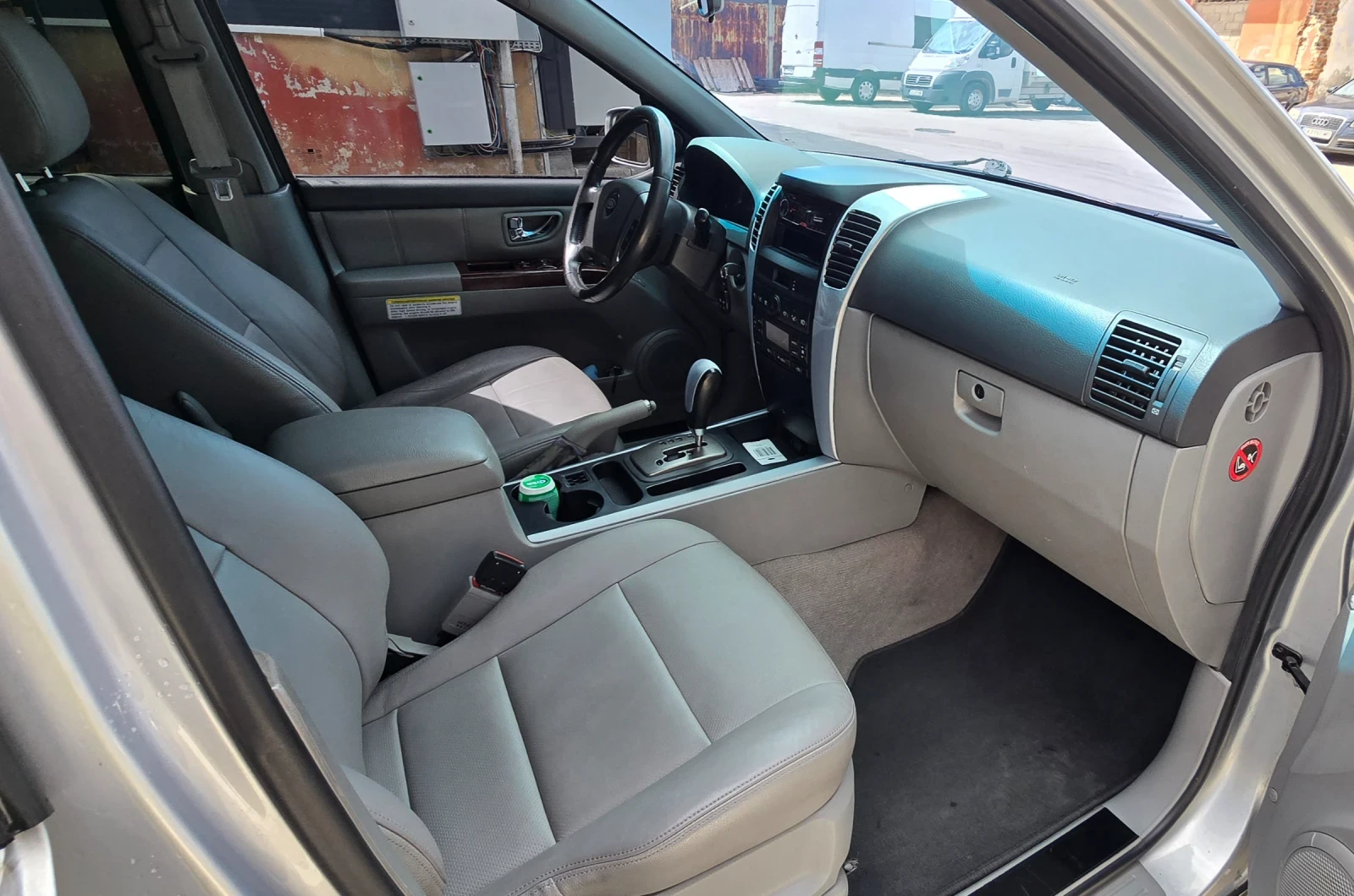 Kia Sorento 2.5 140к.с., снимка 7 - Автомобили и джипове - 54295201