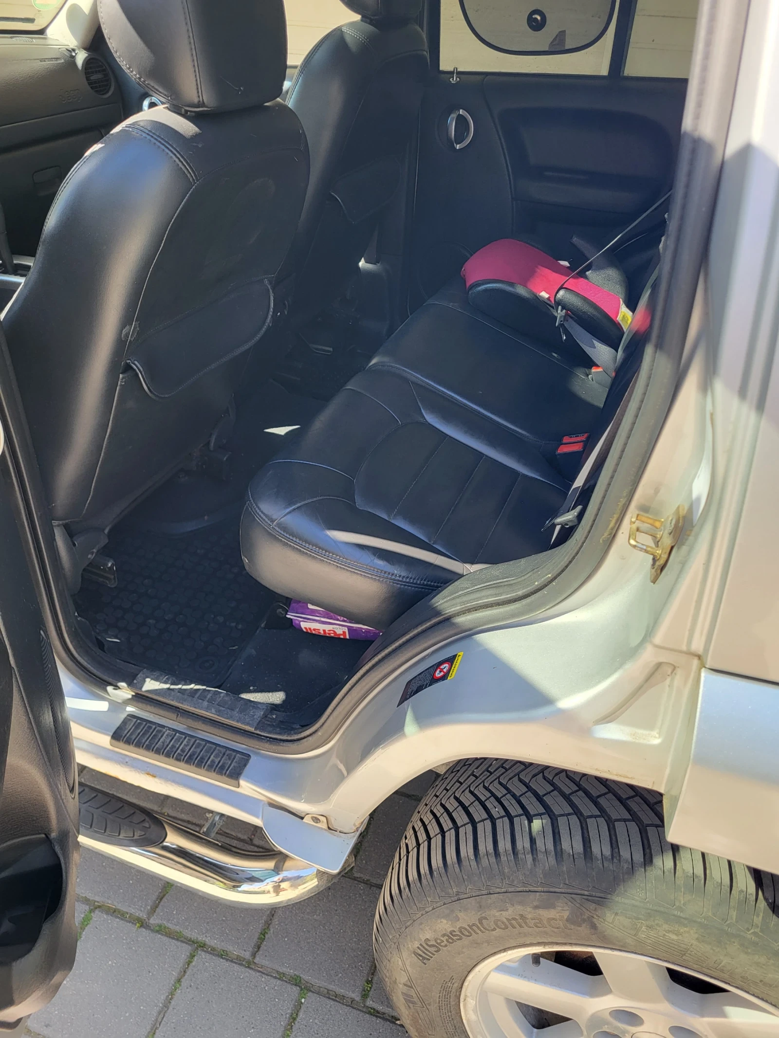 Jeep Cherokee 3.7 Limited + LPG, снимка 8 - Автомобили и джипове - 54327195