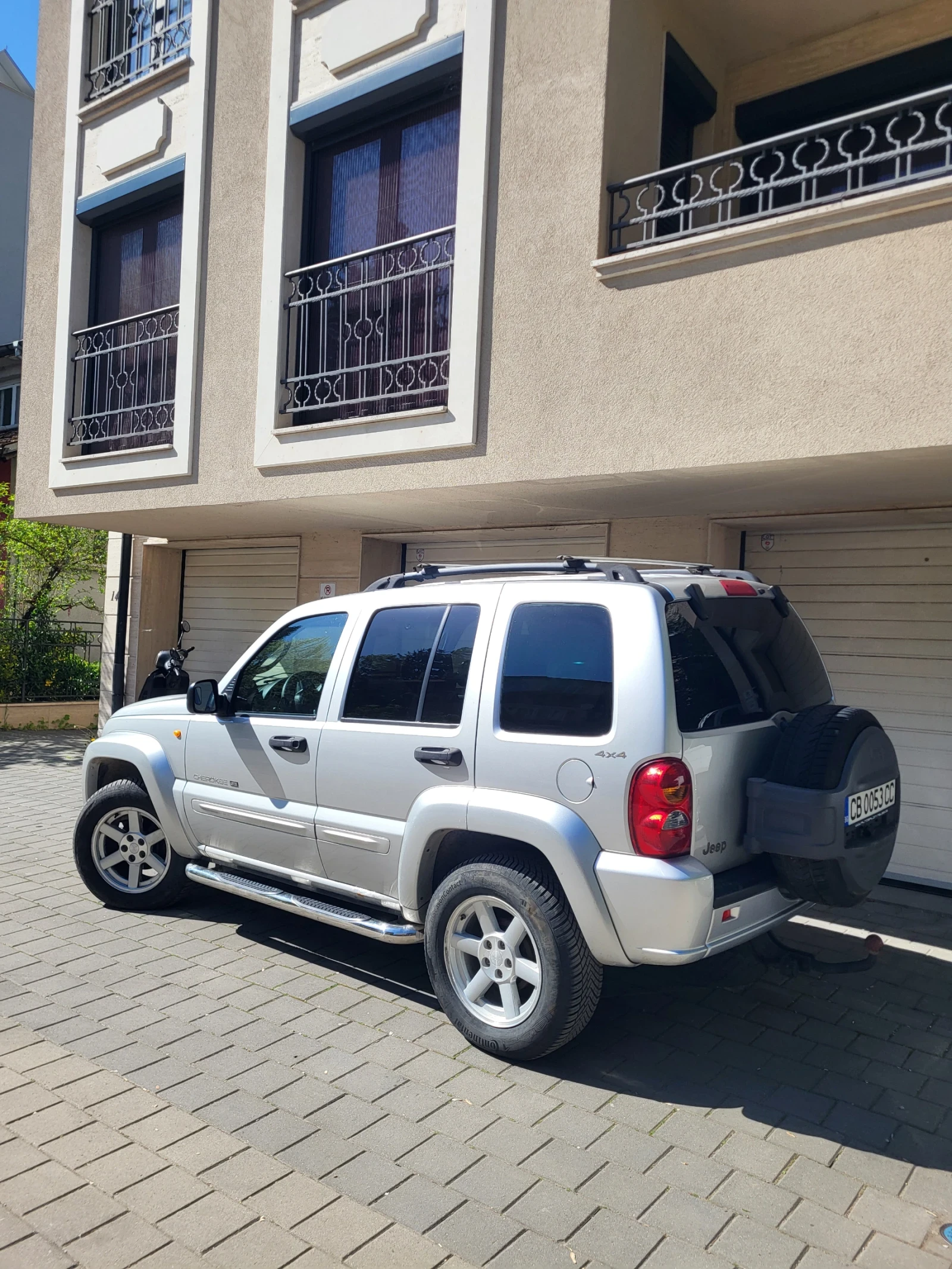 Jeep Cherokee 3.7 Limited + LPG