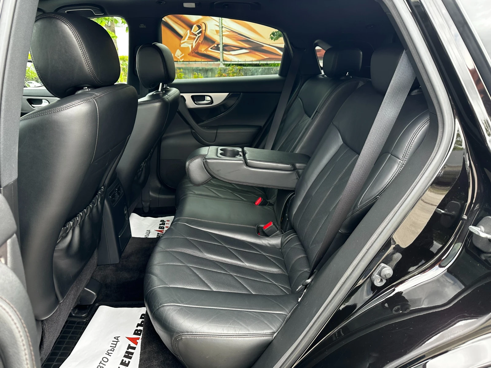Infiniti QX70 | Mobile.bg � ����������� 9
