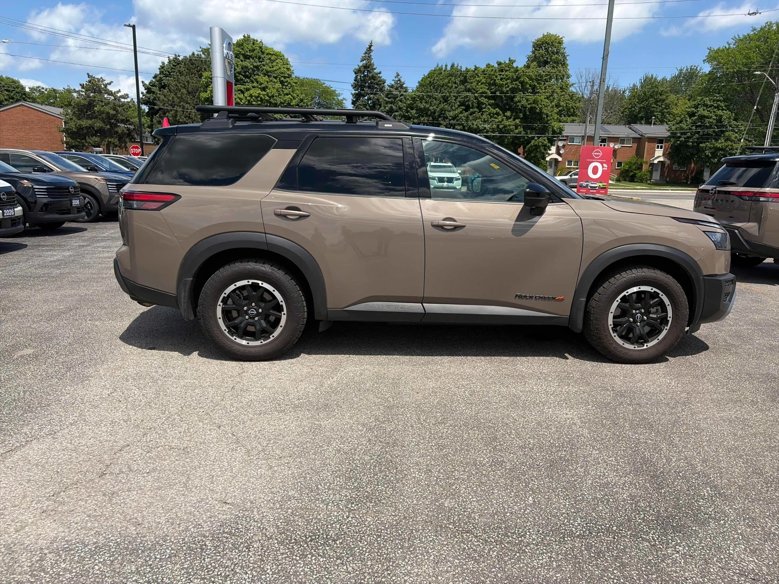 Nissan Pathfinder 4WD * CARFAX * АВТО КРЕДИТ * , снимка 4 - Автомобили и джипове - 54875757