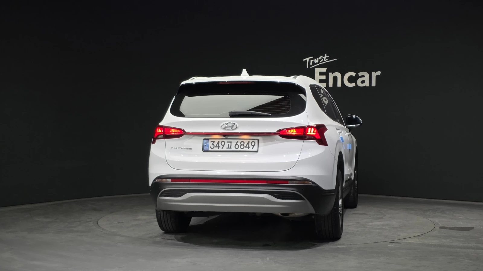 Hyundai Santa fe Exclusive* КАМЕРА* ПОДГРЕВ* ОБДУХВАНЕ, снимка 4 - Автомобили и джипове - 54966380