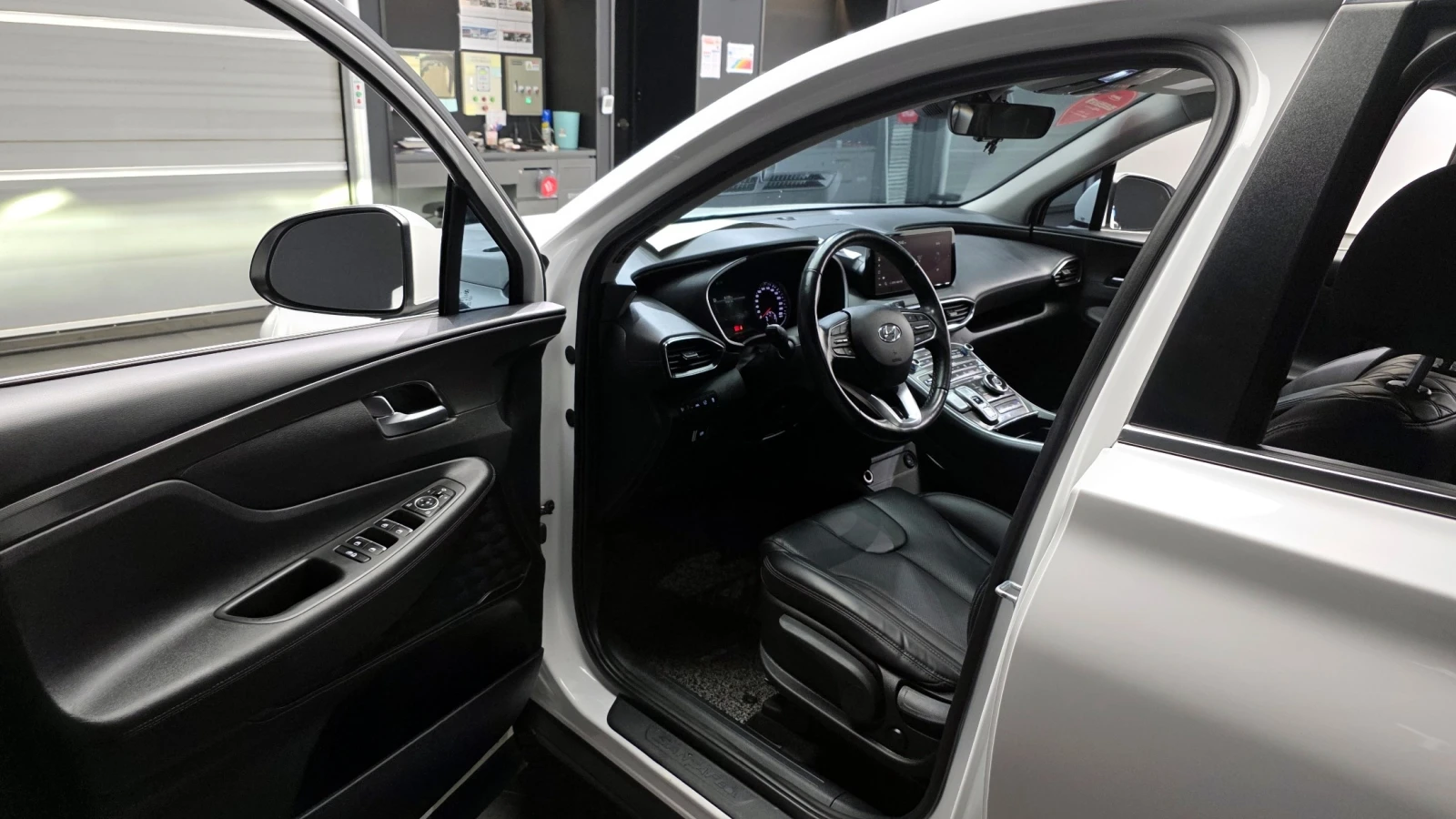 Hyundai Santa fe Exclusive* КАМЕРА* ПОДГРЕВ* ОБДУХВАНЕ, снимка 9 - Автомобили и джипове - 54966380