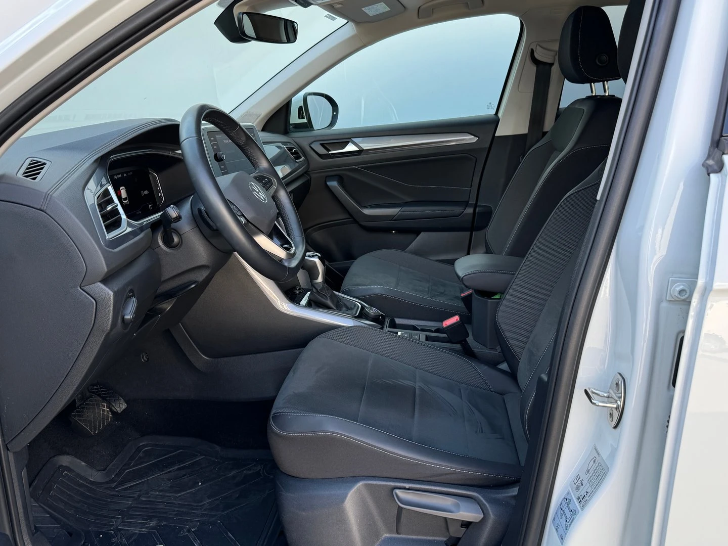 VW T-Roc | Mobile.bg � ����������� 5