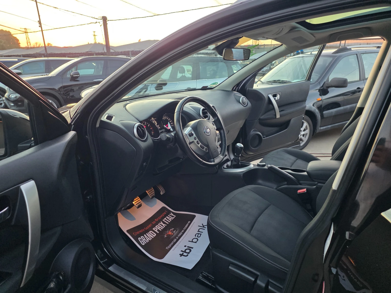 Nissan Qashqai + 2 2.0i-141к.с EURO 5 НАВИГАЦИЯ-4×4-ГЕРМАНИЯ, снимка 12 - Автомобили и джипове - 55237084