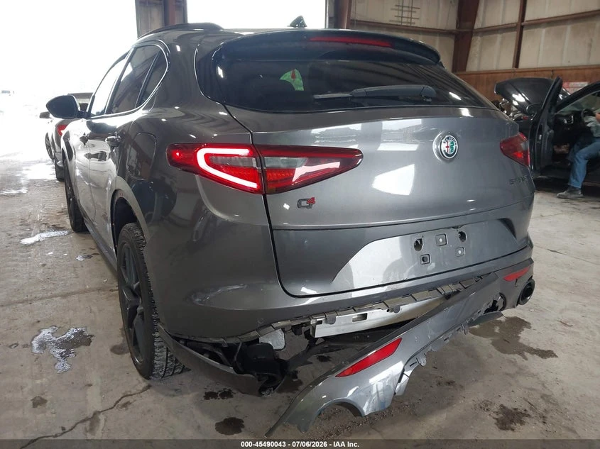 Alfa Romeo Stelvio 2.0l Ti Sport Awd, снимка 6 - Автомобили и джипове - 55591578