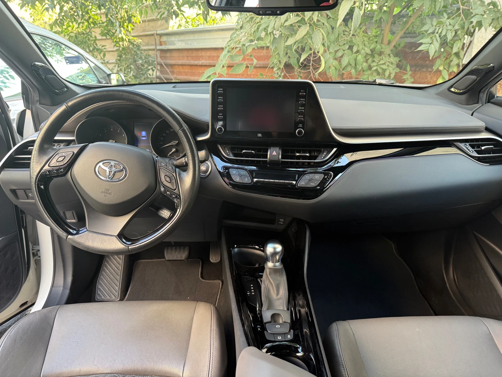 Toyota C-HR C-HR, снимка 9 - Автомобили и джипове - 55737934