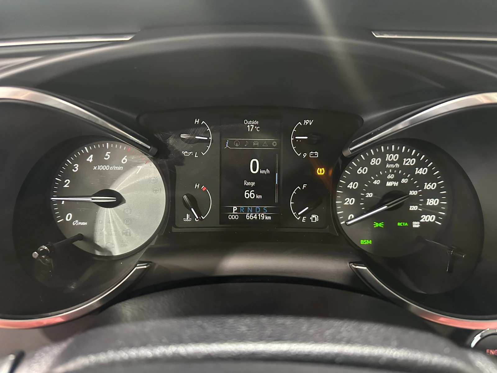 Toyota Sequoia * SR5 * АВТОКРЕДИТ БЕЗ ПЪРВОНАЧАЛНА ВНОСКА* , снимка 8 - Автомобили и джипове - 55969596