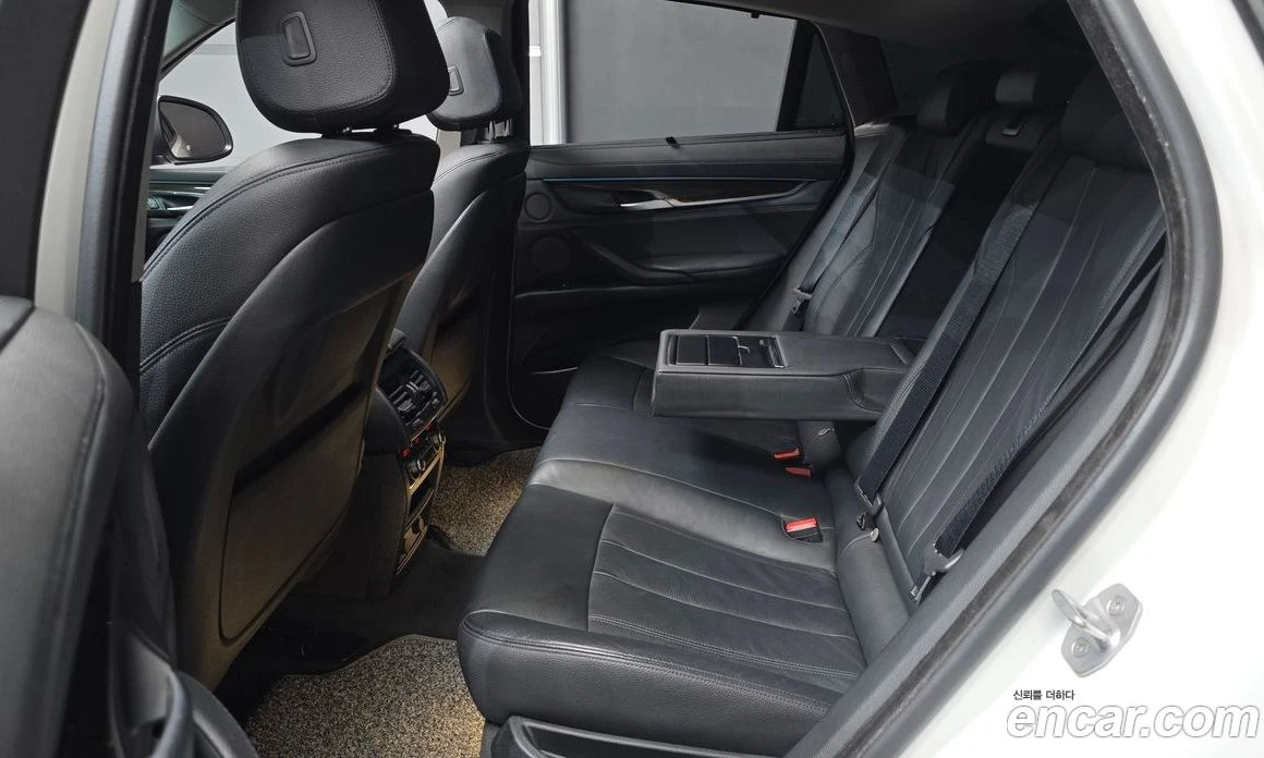 BMW X6 xDrive 30d, снимка 12 - Автомобили и джипове - 56157108