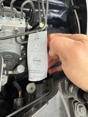 Mercedes-Benz V 220, снимка 5