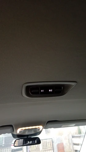 Mercedes-Benz V 220, снимка 17