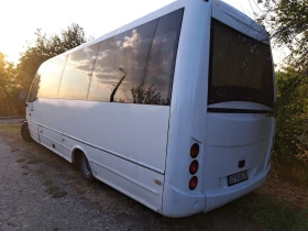     Mercedes-Benz Vario 815