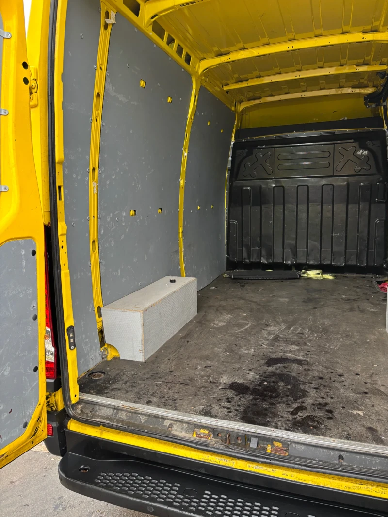 Iveco 35 35130, снимка 9 - Бусове и автобуси - 52305564