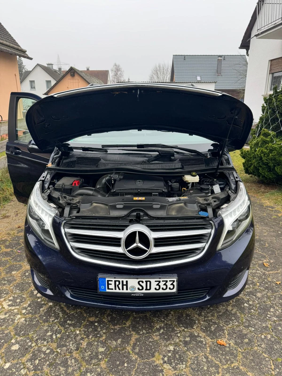 Mercedes-Benz V 220, снимка 6 - Бусове и автобуси - 54014575