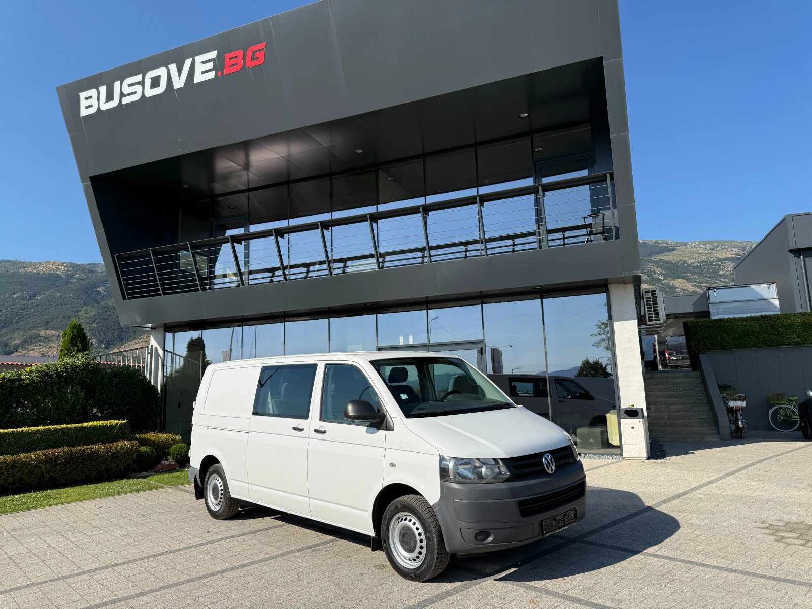 VW Transporter 2.0TDI Long Товаропътнически 6-местен Климатик 