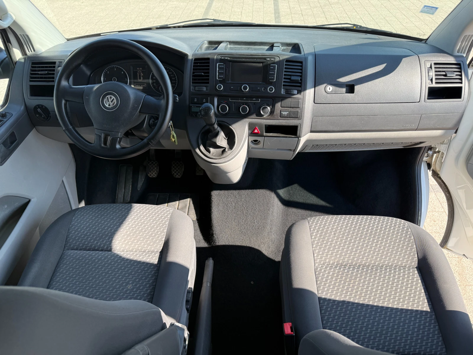 VW Transporter 2.0TDI Long Товаропътнически 6-местен Климатик , снимка 10 - Бусове и автобуси - 55478560