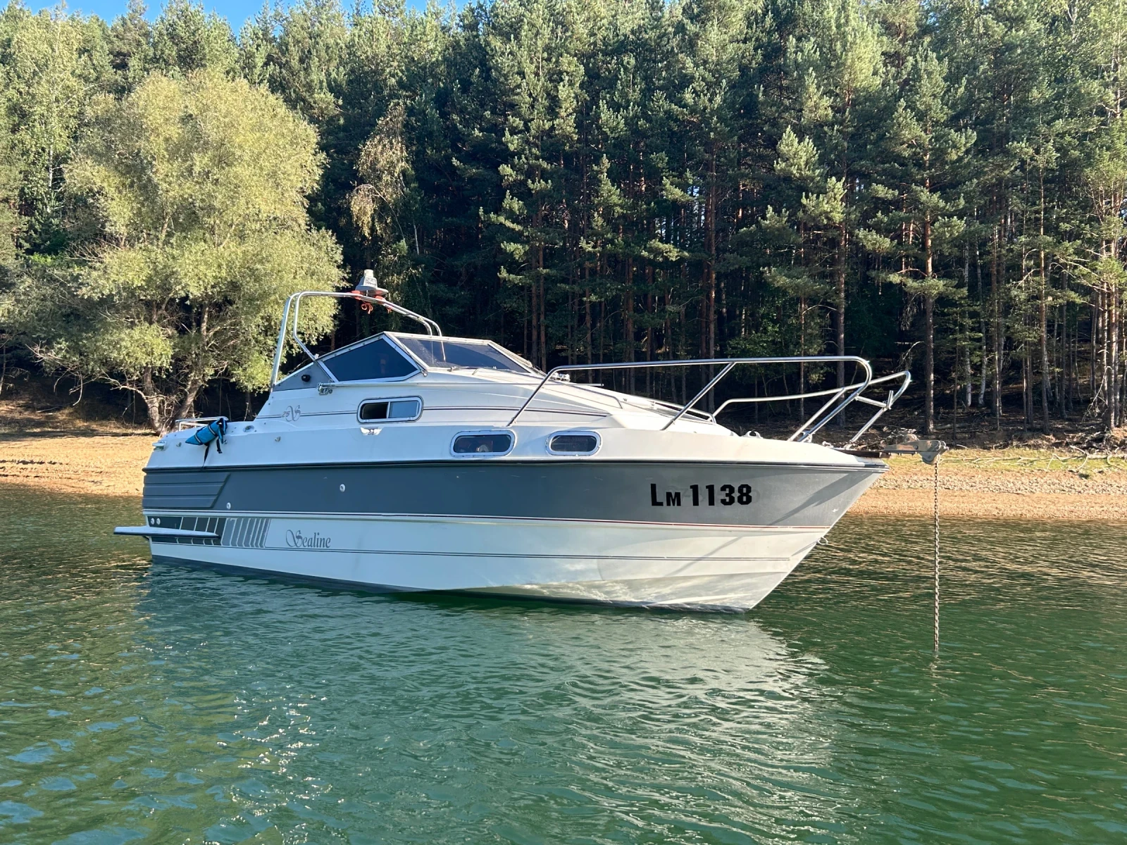 Моторна яхта Sealine 215 Family, снимка 5 - Воден транспорт - 56019609