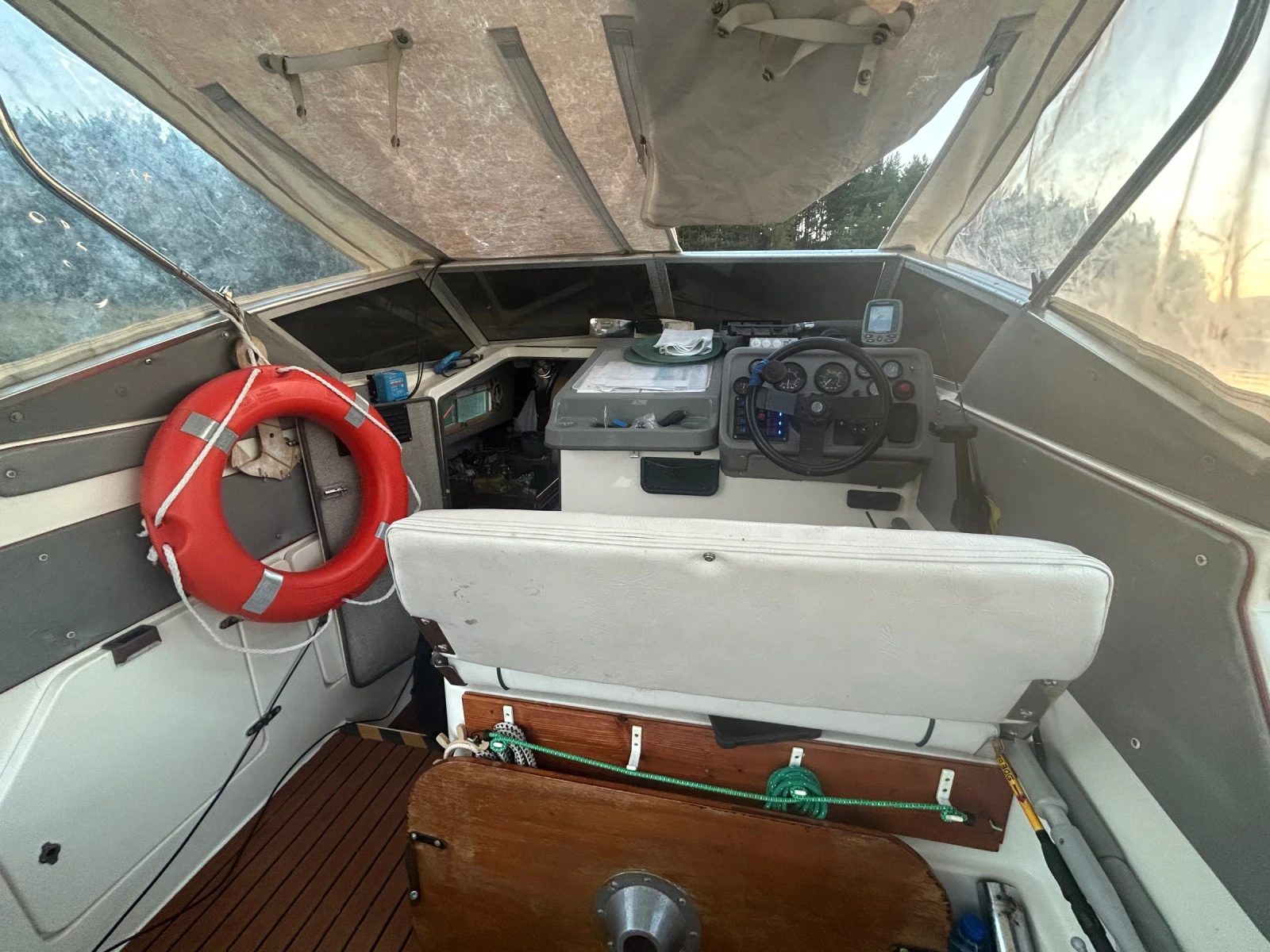 Моторна яхта Sealine 215 Family, снимка 16 - Воден транспорт - 56019609
