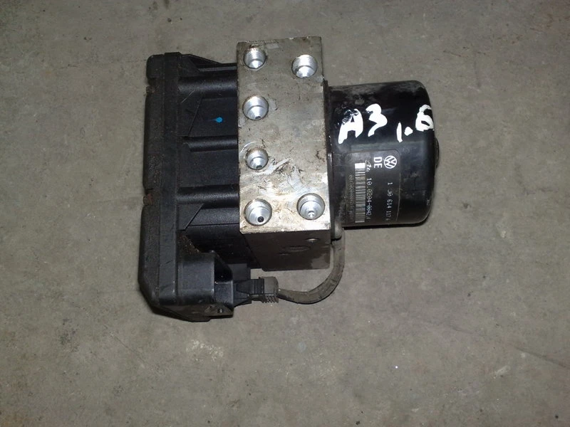 АБС модул за Ауди А3 и Фолксваген Голф 4 (1)