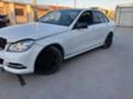 Интериор и аксесоари за Mercedes-Benz C 250, снимка 2