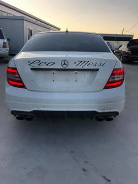       ,   Mercedes-Benz C 250