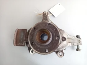 Шенкел главина преден десен Рено Лагуна 2.0дци (б1)