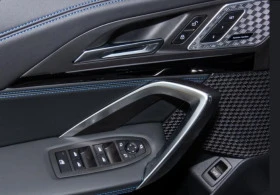 BMW iX1 xDrive 30M Sport, снимка 8