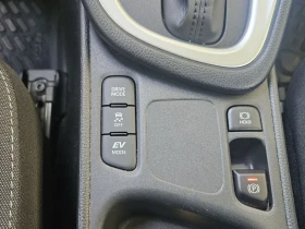 Toyota Yaris 1.5i - VVT-iE Hybrid, снимка 16