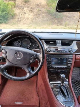 Mercedes-Benz CLS 320, снимка 2