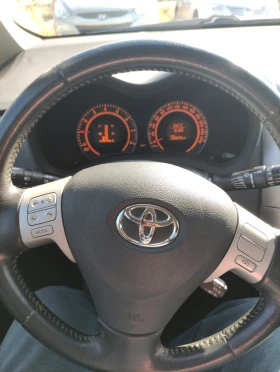 Обява за продажба на Toyota Auris 1.6 125k.c. ~7 999 лв. - изображение 7