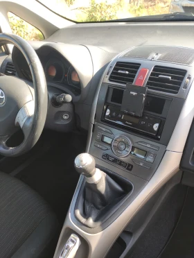 Обява за продажба на Toyota Auris 1.6 125k.c. ~7 999 лв. - изображение 5