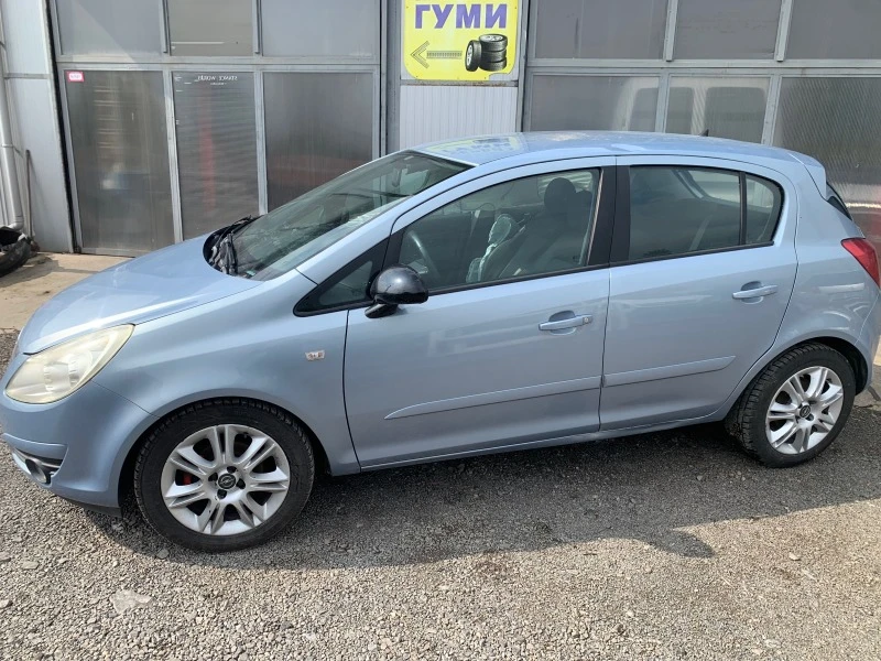 Opel Corsa 1.2i 1.3cdti  5бр, снимка 4 - Автомобили и джипове - 41138528