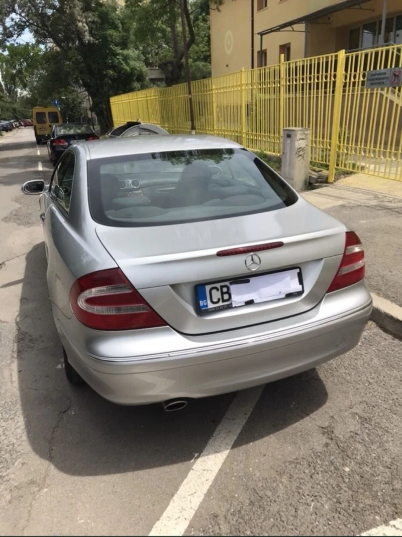 Mercedes-Benz CLK Clk, снимка 4 - Автомобили и джипове - 46833537