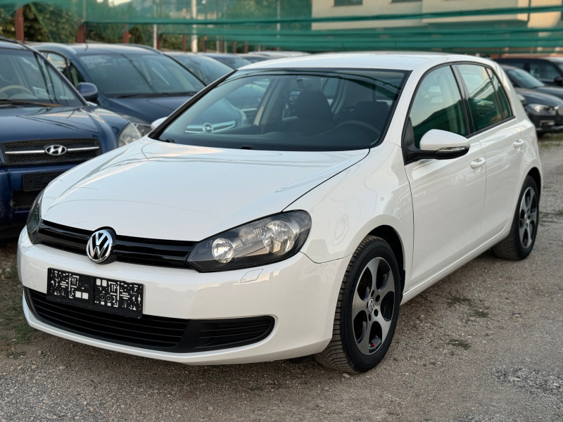 VW Golf 1.6i 102кс GAS KLIMATRONIK, снимка 2 - Автомобили и джипове - 46741070