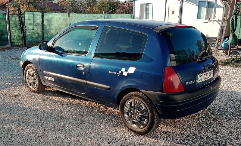 Renault Clio RXE 1.6 90 к.с. газ, снимка 4 - Автомобили и джипове - 48207155