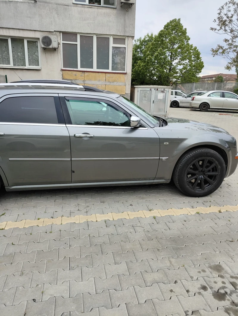 Chrysler 300c 300С, снимка 2 - Автомобили и джипове - 48375370